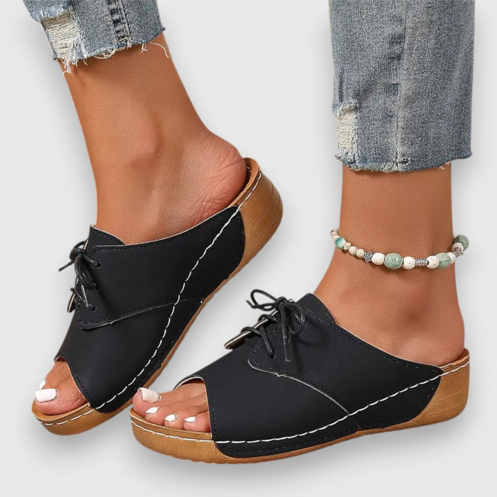 Saszkia – sandal i vintagestil
