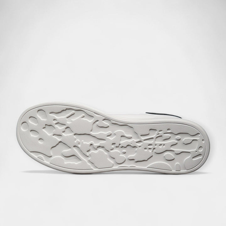 Vita sneakers i skinn
