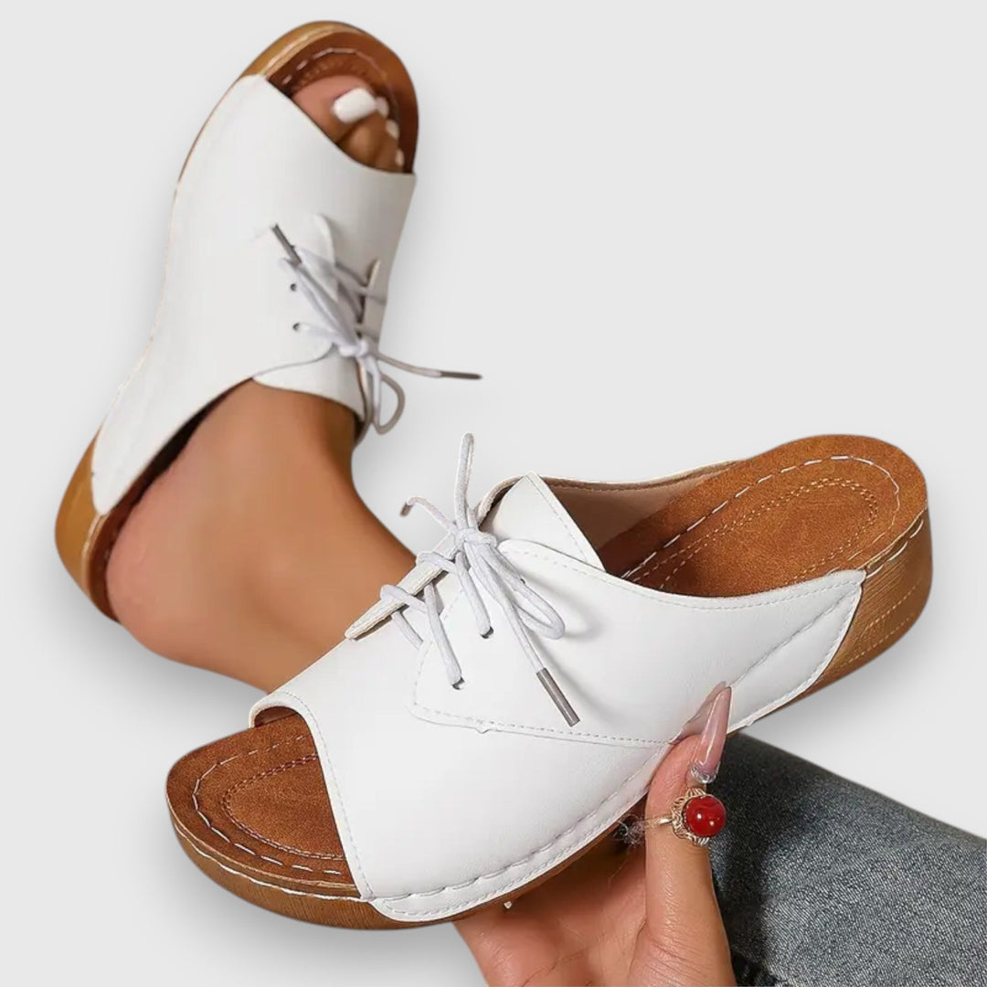 Saszkia – sandal i vintagestil