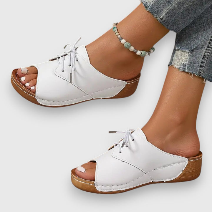 Saszkia – sandal i vintagestil