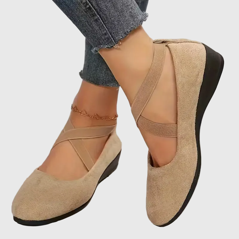 Monique – bekväma slip on-skor med sluten häl
