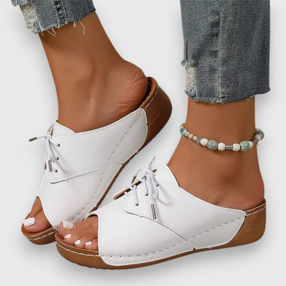 Saszkia – sandal i vintagestil
