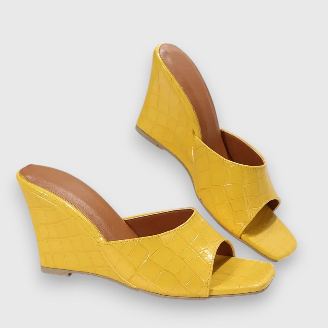 Jázmin – högklackad sandal