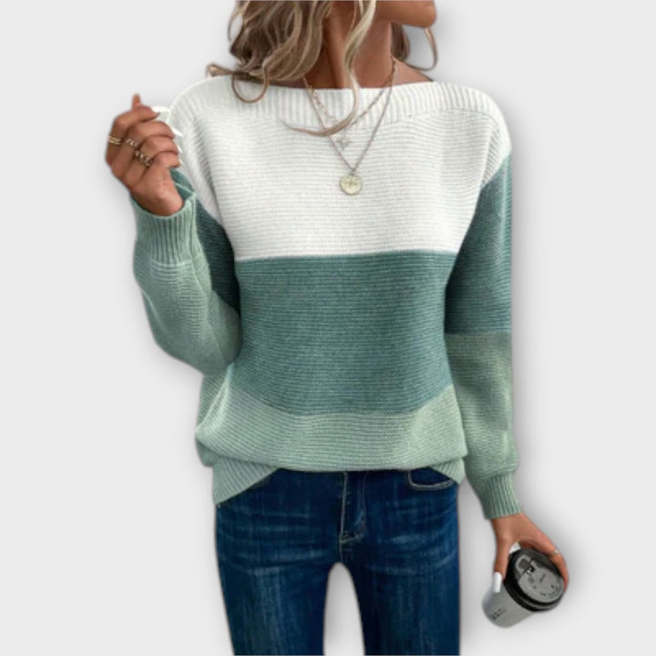 Klara – elegant trefärgad patchworktröja