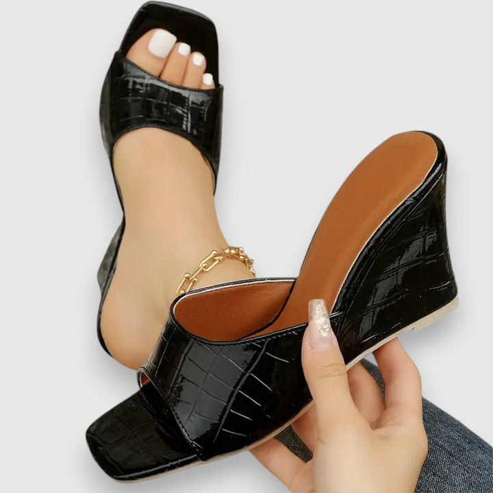 Jázmin – högklackad sandal