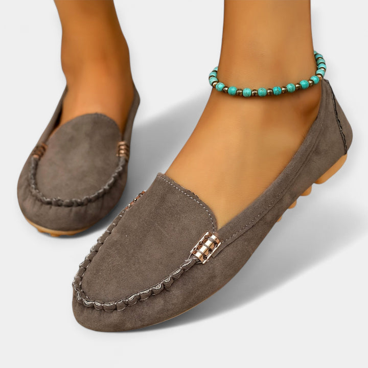 Loafers med metalldetaljer