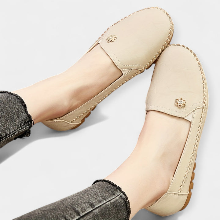 Lätta slip on-skor