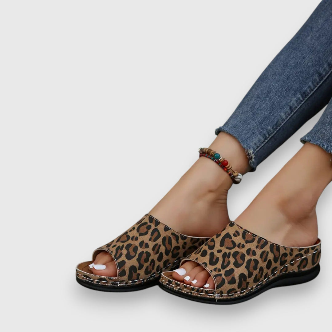 Tina – leopardsandal
