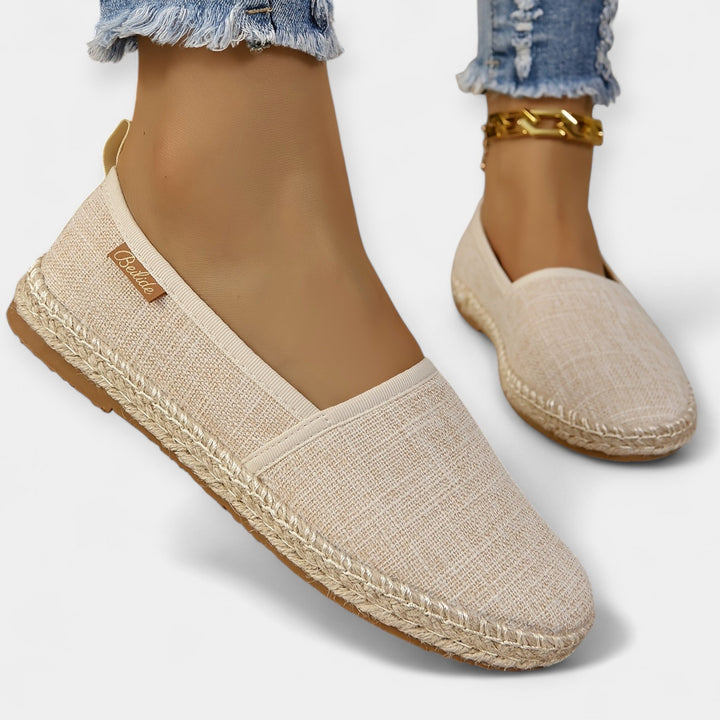 Lätta slip on-skor