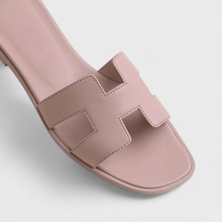 Ludmila – moderna lyxsandaler