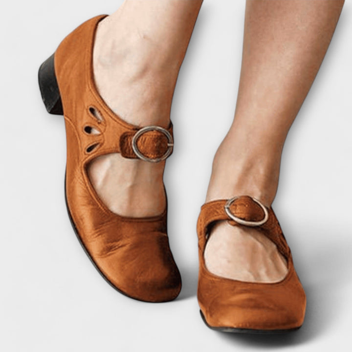 Polina – unika och bekväma sandaler i skinn