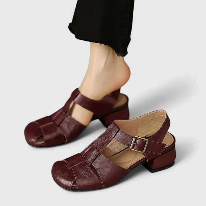 Terézia – eleganta sandaler i skinn
