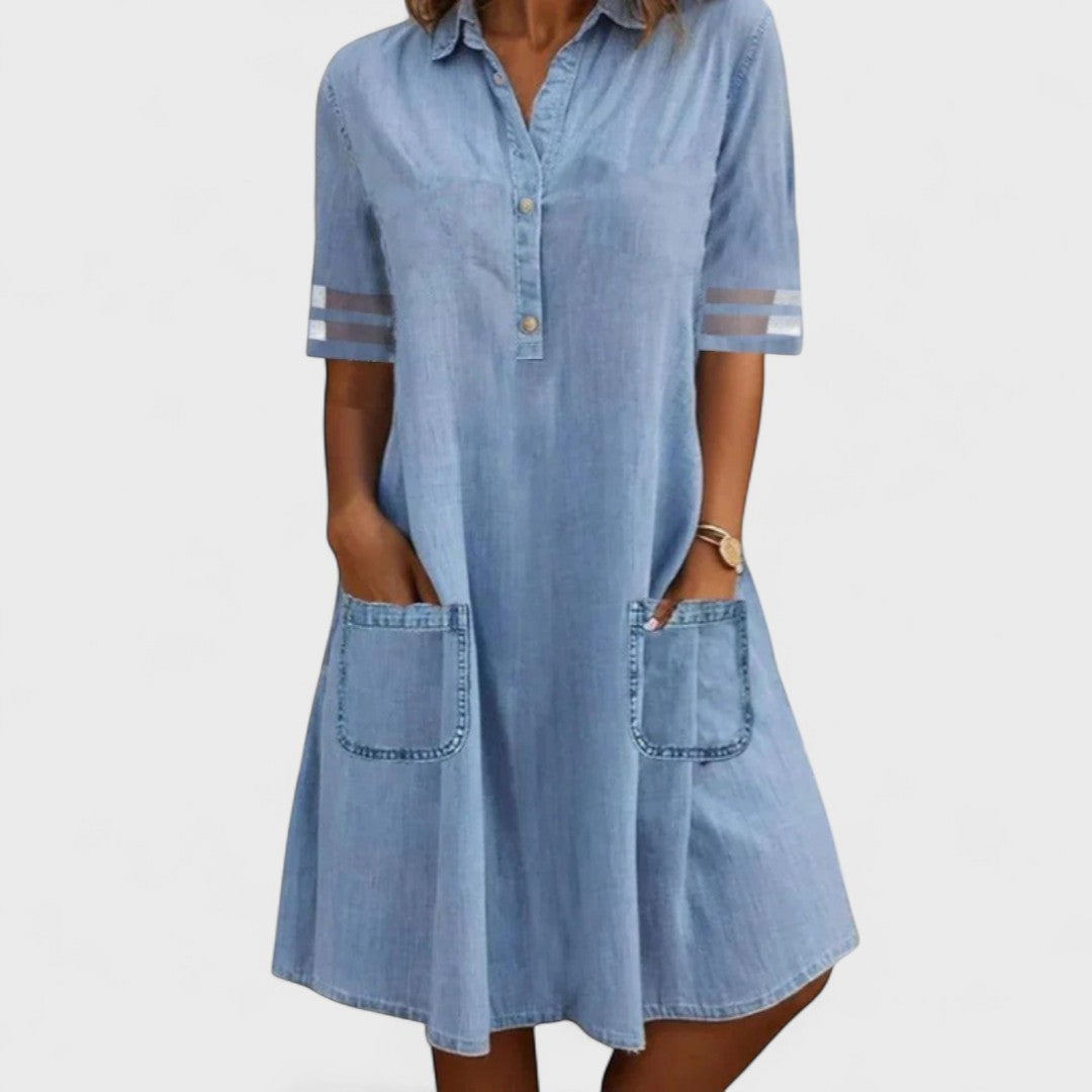 Barbora – miniklänning i denim med sidofickor