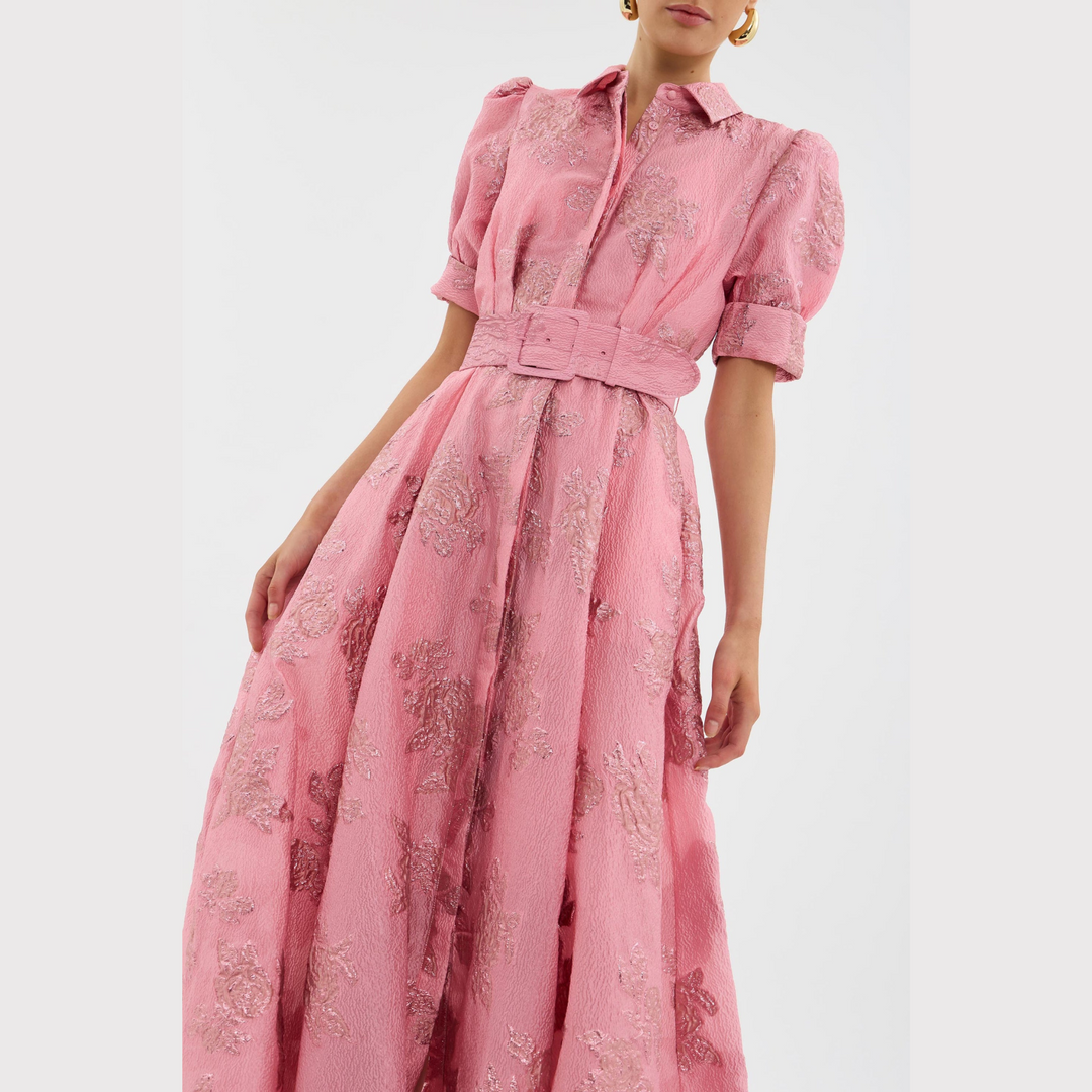 Beatrice – rosa klänning med ballongärmar
