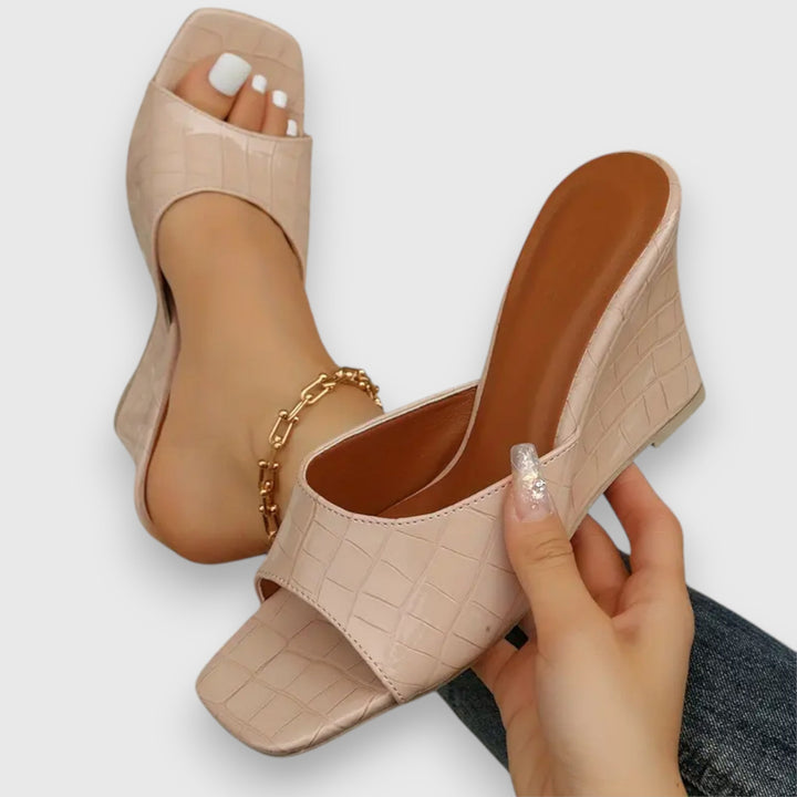 Jázmin – högklackad sandal