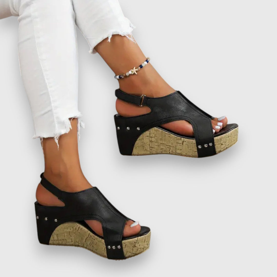 Mia – platåsandal i vintagestil