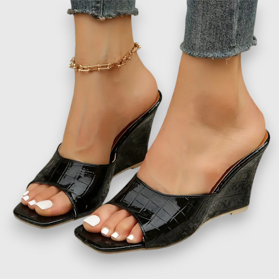 Jázmin – högklackad sandal
