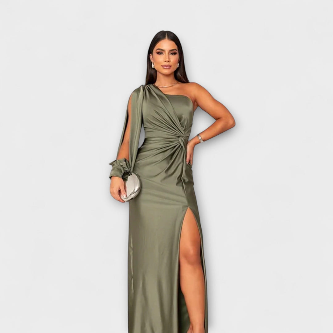 Juli – elegant klänning med finess