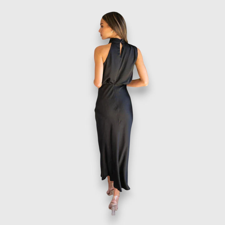 Zenaida – elegant klänning med feminin känsla