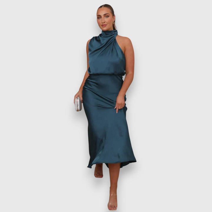 Zenaida – elegant klänning med feminin känsla