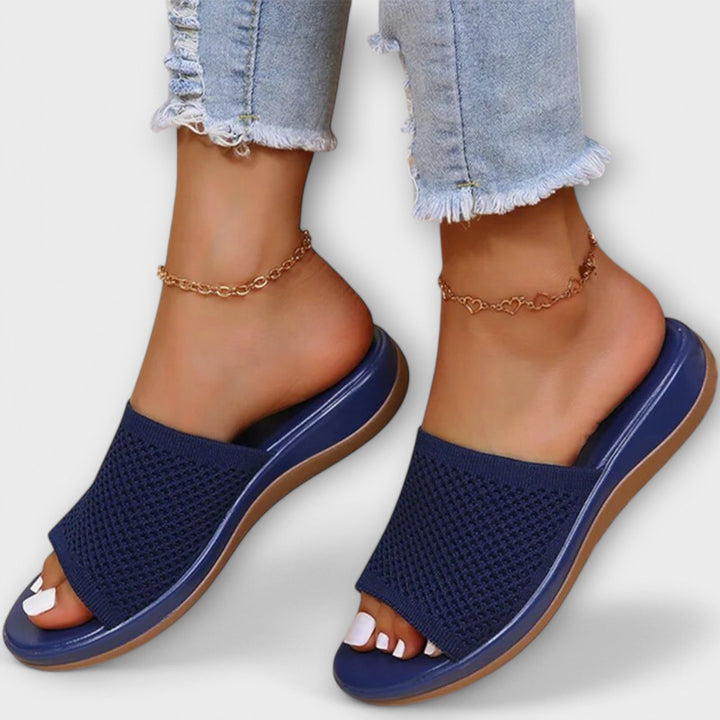 Sandal – bekväm innetoffel