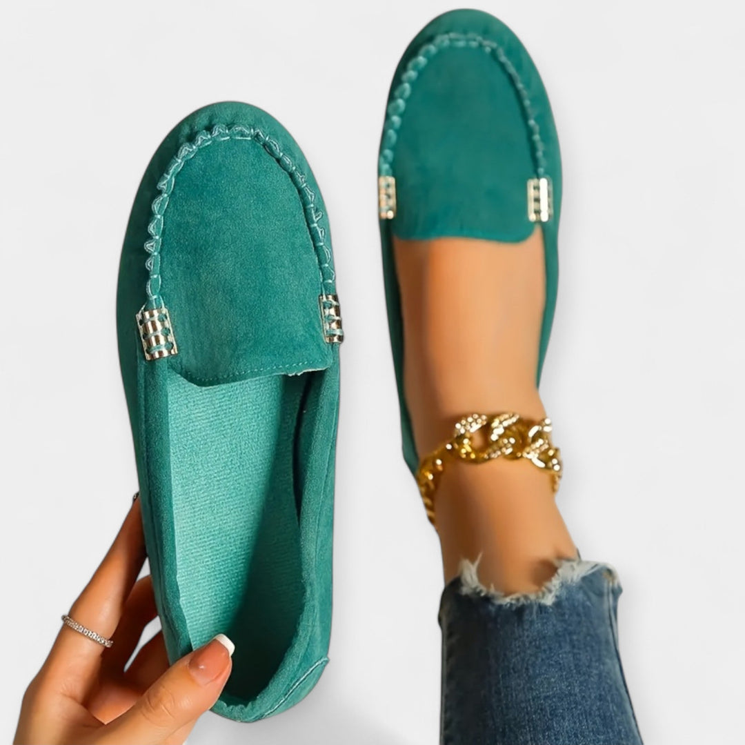 Loafers med metalldetaljer