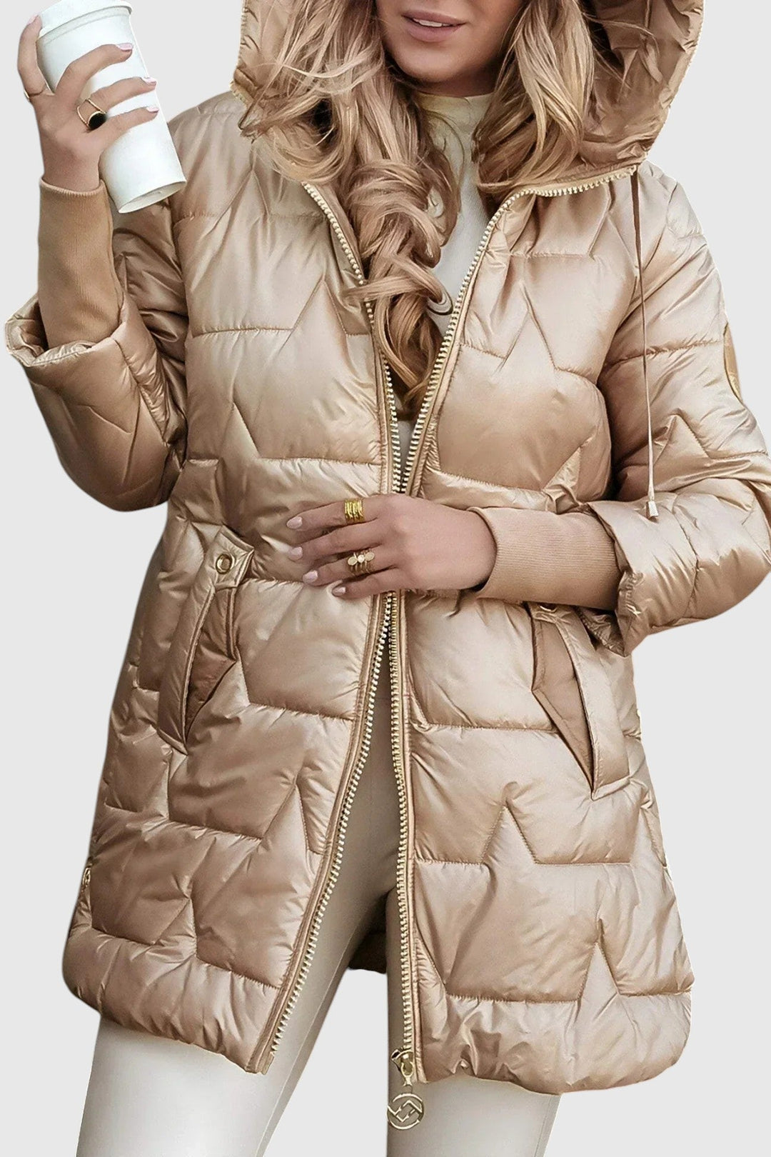 Nolven – elegant damkappa med huva