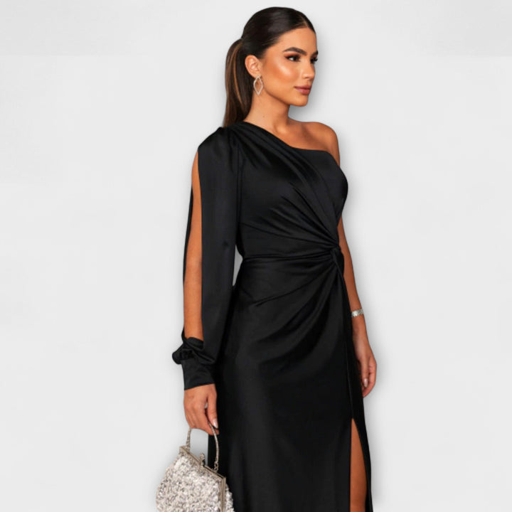 Juli – elegant klänning med finess