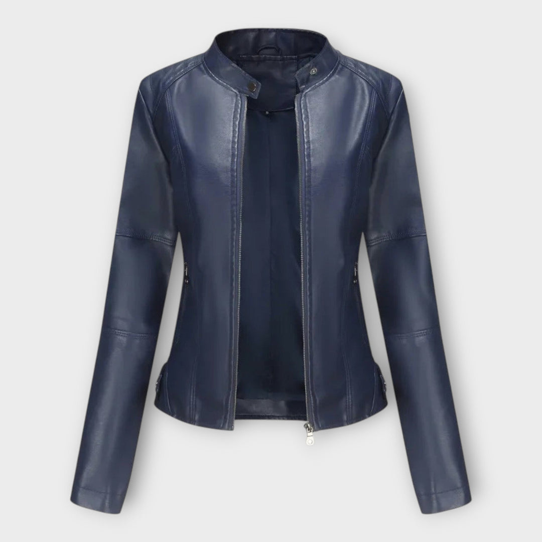 Elegant skinnkavaj med modernt snitt och tidlös stil