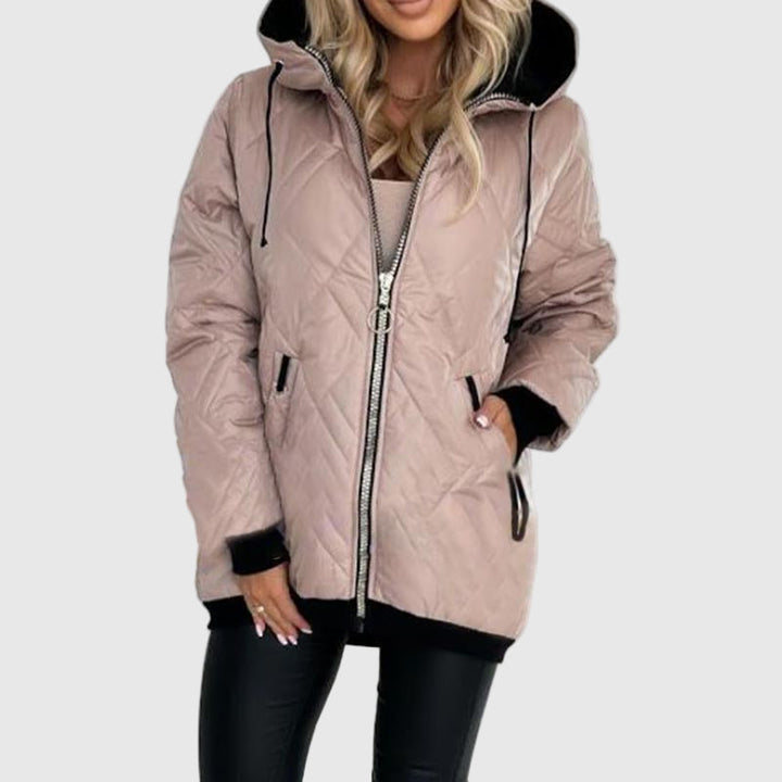 Deyn – mjuk och elegant jacka med huva